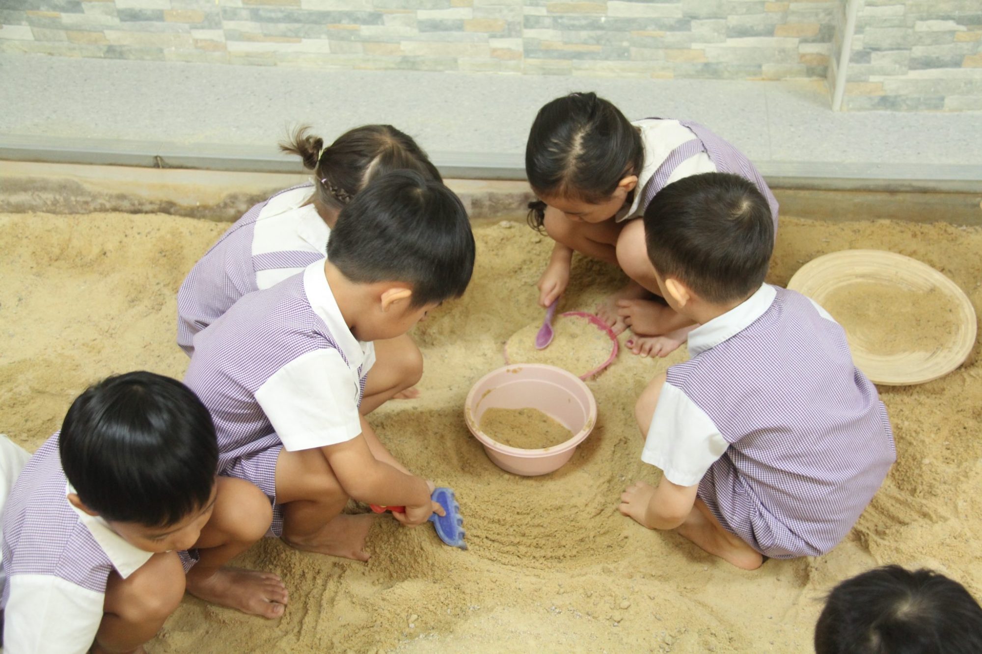 Mulberry Learning Sand Play